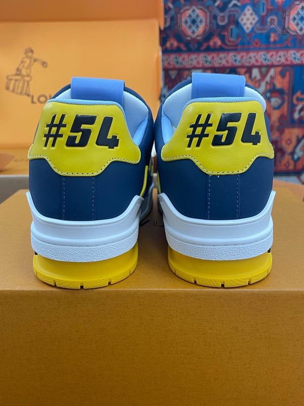 ルイヴィトン靴着用イメージ